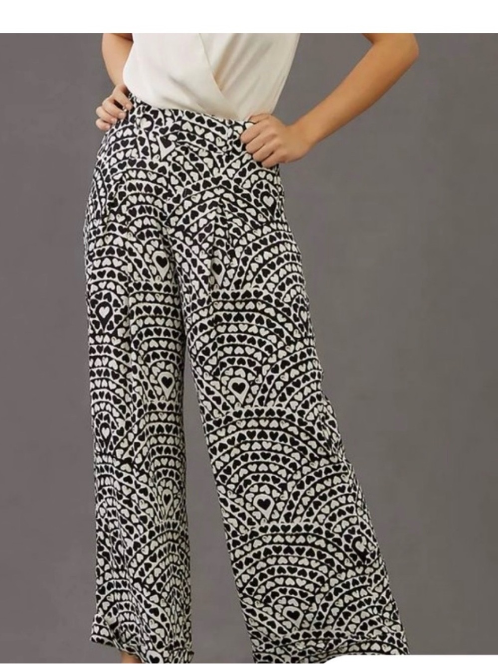 FARM rio Black & White heart Pattern Wide-Leg EUC large pleated front & pockets